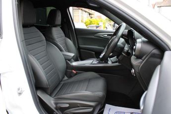 Alfa Romeo Tonale 1.5 VGT MHEV Ti DCT Euro 6 5dr