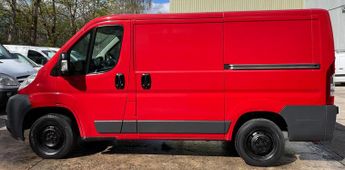 Peugeot Boxer 2.2 HDi 333 L1 H1 4dr
