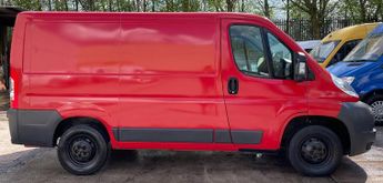 Peugeot Boxer 2.2 HDi 333 L1 H1 4dr