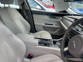 Jaguar XF 2.0d Prestige Auto Euro 6 (s/s) 4dr