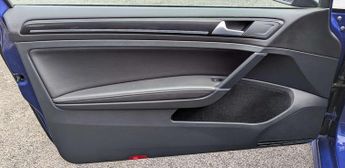 VOLKSWAGEN GOLF 2.0 Golf R DSG 4WD 3dr