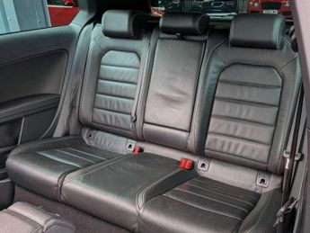 VOLKSWAGEN GOLF 2.0 Golf R DSG 4WD 3dr