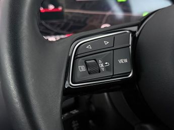 Audi A4 2.0 TFSI 35 Technik S Tronic Euro 6 (s/s) 4dr