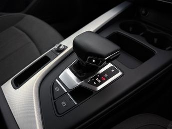 Audi A4 2.0 TFSI 35 Technik S Tronic Euro 6 (s/s) 4dr
