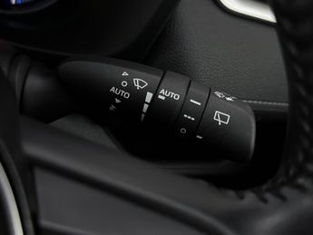 Toyota RAV4 2.5 VVT-h Design CVT Euro 6 (s/s) 5dr