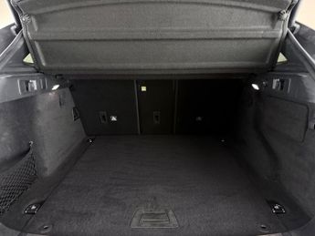 Jaguar F-PACE 2.0 P250i Chequered Flag Auto AWD Euro 6 (s/s) 5dr