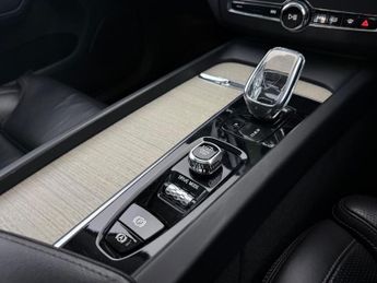 Volvo XC60 2.0 B5 MHEV Inscription Pro Auto AWD Euro 6 (s/s) 5dr