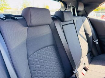 Toyota Corolla 1.8 VVT-h Icon CVT Euro 6 (s/s) 5dr