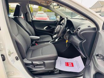 Toyota Yaris 1.5 VVT-h Icon E-CVT Euro 6 (s/s) 5dr