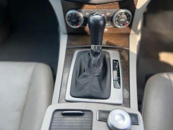 Mercedes-Benz C Class 2.1 C220 CDI BlueEfficiency Elegance Auto Euro 5 4dr