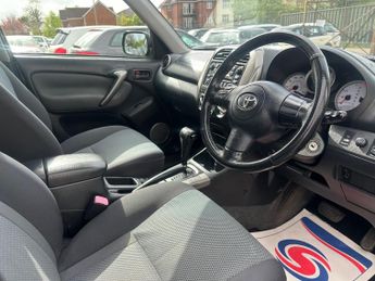 Toyota RAV4 2.0 VVT-i XT3 4WD 5dr