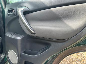 Toyota RAV4 2.0 VVT-i XT3 4WD 5dr