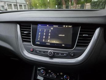Vauxhall Grandland X 1.5 Turbo D BlueInjection Sport Nav Auto Euro 6 (s/s) 5dr