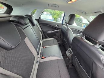 Vauxhall Grandland X 1.5 Turbo D BlueInjection Sport Nav Auto Euro 6 (s/s) 5dr
