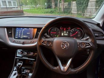 Vauxhall Grandland X 1.5 Turbo D BlueInjection Sport Nav Auto Euro 6 (s/s) 5dr