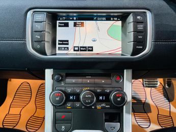 Land Rover Range Rover Evoque 2.2 SD4 Dynamic Auto 4WD Euro 5 5dr