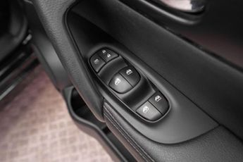 Nissan Qashqai 1.3 DIG-T n-tec DCT Auto Euro 6 (s/s) 5dr