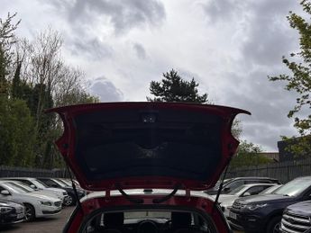 MINI Hatch 1.5 Cooper Hatchback 3dr Petrol Manual Euro 6 (s/s) (136 ps)