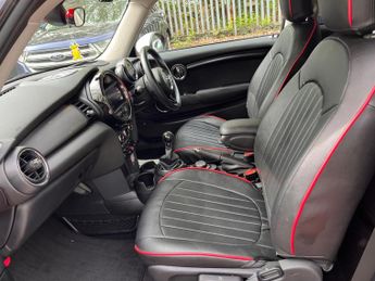 MINI Hatch 1.5 Cooper Hatchback 3dr Petrol Manual Euro 6 (s/s) (136 ps)