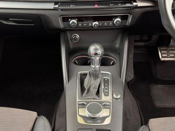 Audi A3 2.0 TFSI Black Edition Sportback S Tronic quattro Euro 6 (s/s) 5