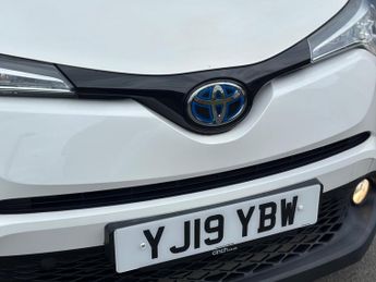 Toyota C-HR 1.8 VVT-h Icon CVT Euro 6 (s/s) 5dr