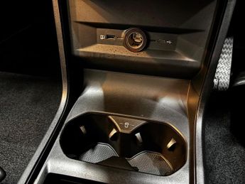 MG MG4 64kWh Trophy Long Range Auto 5dr