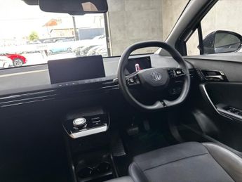 MG MG4 64kWh Trophy Long Range Auto 5dr