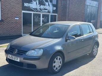 Volkswagen Golf 1.6 FSI S 5dr