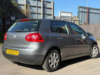 Volkswagen Golf 1.6 FSI S 5dr