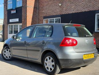 Volkswagen Golf 1.6 FSI S 5dr