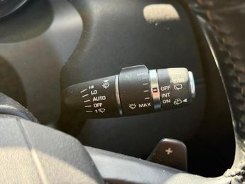 Land Rover Range Rover Evoque 2.0 TD4 SE Tech Auto 4WD Euro 6 (s/s) 5dr
