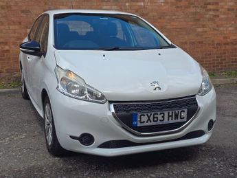 Peugeot 208 1.2 VTi Access+ Euro 5 5dr