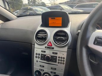 Vauxhall Corsa 1.2 16V Excite Euro 5 3dr (A/C)