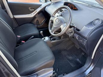 Toyota Yaris 1.33 Dual VVT-i TR MultiMode Euro 4 (s/s) 5dr