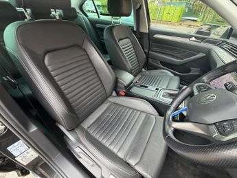 Volkswagen Passat 1.4 TSI 13kWh GTE DSG Euro 6 (s/s) 4dr