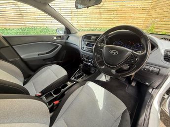 HYUNDAI I20 1.4 SE Hatchback 5dr Petrol Auto Euro 6 (100 ps) 12 MONTHS AA, F