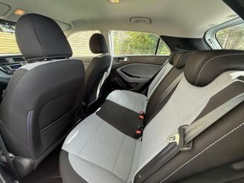 HYUNDAI I20 1.4 SE Hatchback 5dr Petrol Auto Euro 6 (100 ps) 12 MONTHS AA, F