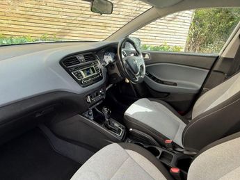 HYUNDAI I20 1.4 SE Hatchback 5dr Petrol Auto Euro 6 (100 ps) 12 MONTHS AA, F