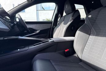 Peugeot E-3008 73kWh GT Auto 5dr