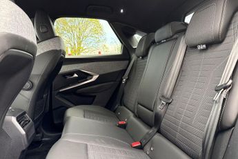 Peugeot E-3008 73kWh GT Auto 5dr