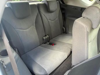 Toyota Prius+ 1.8 VVT-h Icon CVT Euro 5 (s/s) 5dr