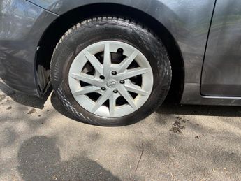 Toyota Prius+ 1.8 VVT-h Icon CVT Euro 5 (s/s) 5dr