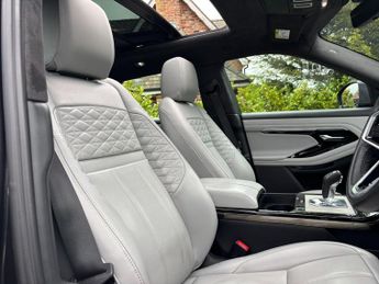 Land Rover Range Rover Evoque 1.5 P300e 12.2kWh Autobiography Auto 4WD Euro 6 (s/s) 5dr