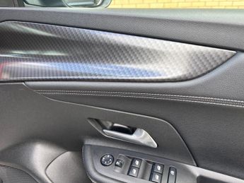 Vauxhall Mokka Electric 50kWh SRi Nav Premium Auto 5dr