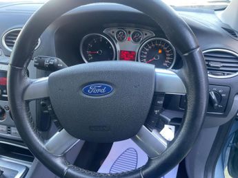 Ford Focus 2.0 Titanium 5dr