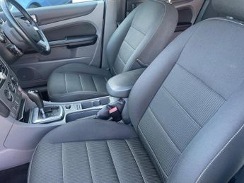 Ford Focus 2.0 Titanium 5dr