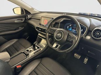 MG MG HS 1.5 T-GDI 16.6kWh Exclusive Auto Euro 6 (s/s) 5dr