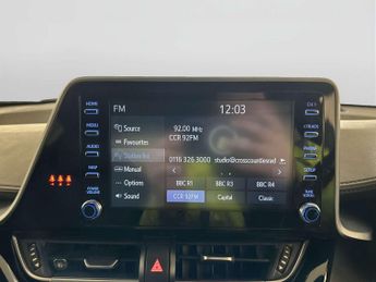 Toyota C-HR 2.0 VVT-h GPF Design SUV 5dr Petrol Hybrid CVT Euro 6 (s/s) (184