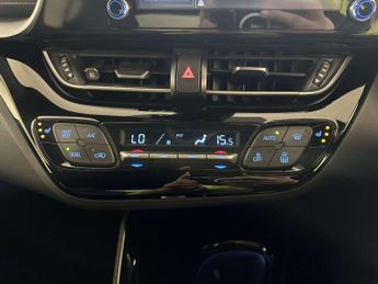 Toyota C-HR 2.0 VVT-h GPF Design SUV 5dr Petrol Hybrid CVT Euro 6 (s/s) (184