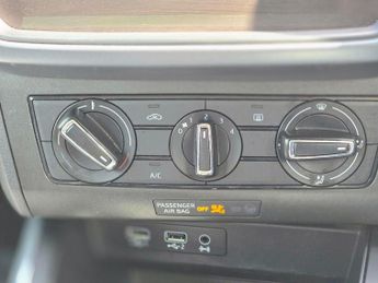 SEAT Arona 1.0 TSI SE Technology DSG Euro 6 (s/s) 5dr